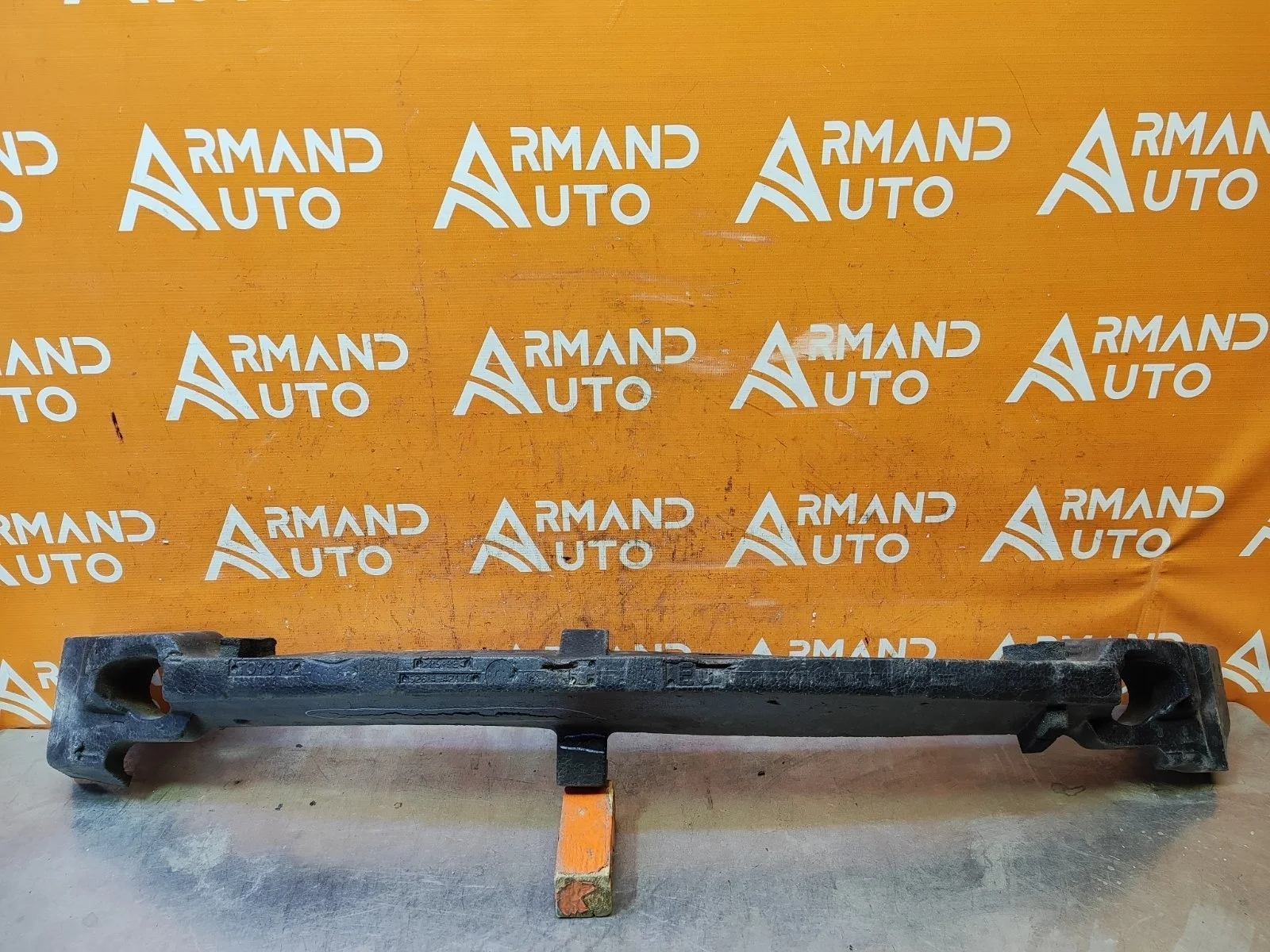 Абсорбер бампера Toyota RAV4 2015-2019 CA40