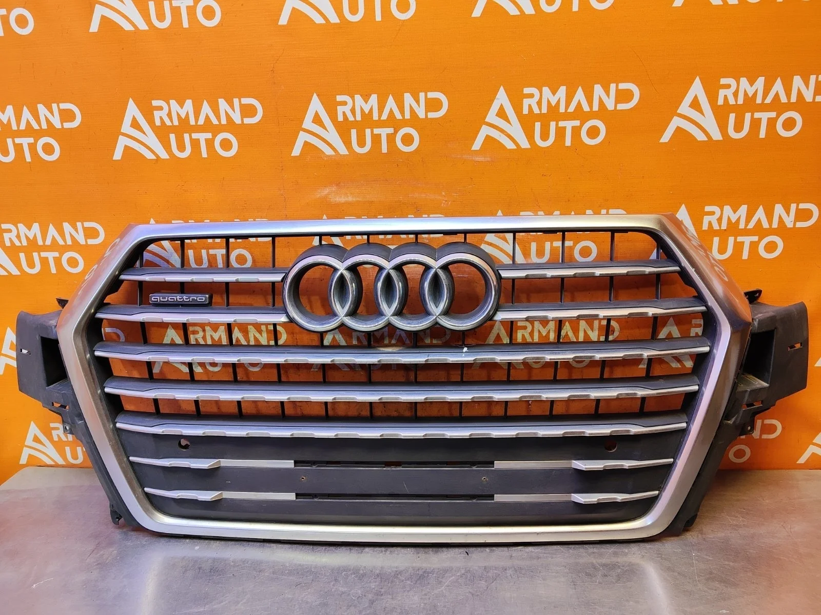 Решетка радиатора Audi Q7 2015-2020 4M