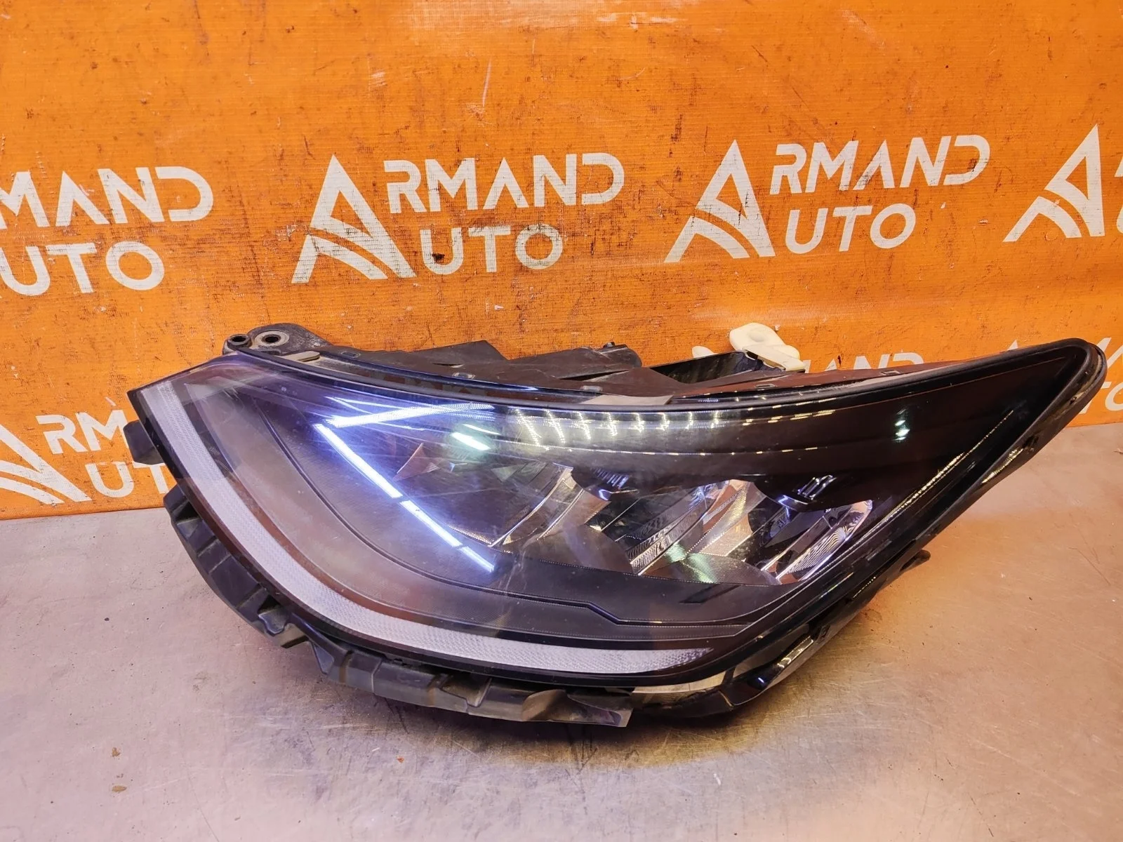Фара HYUNDAI Sonata 2019-нв 8 DN8