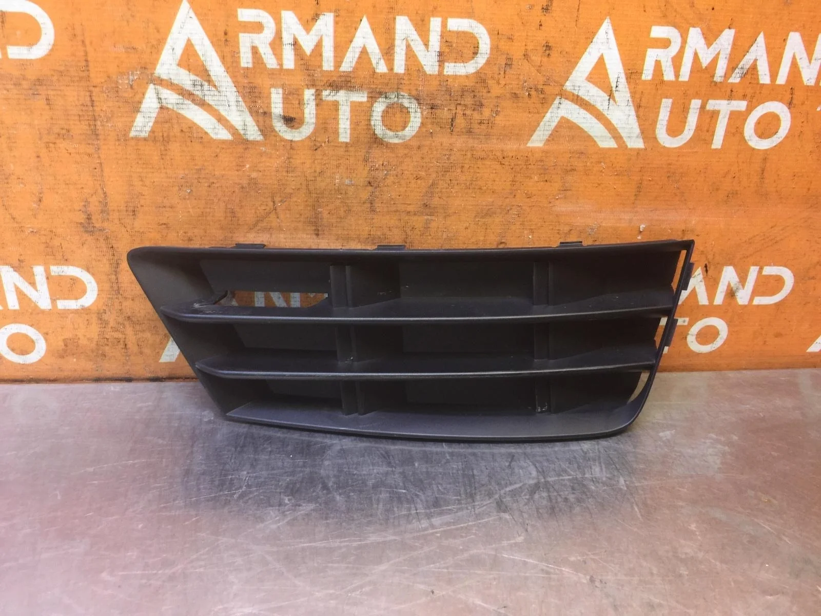 Решетка бампера Audi A4 2015-2020 B9