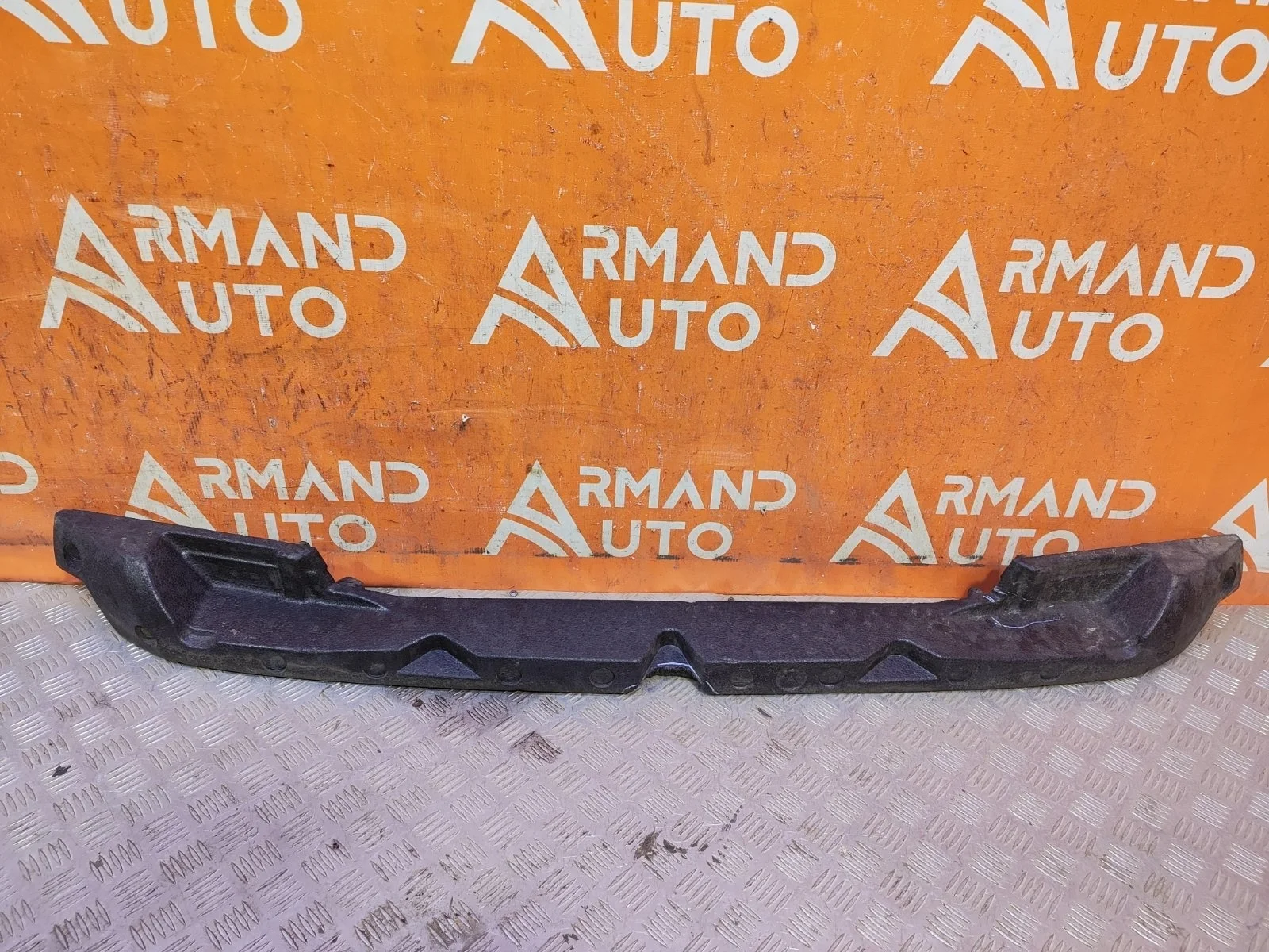 Абсорбер бампера Toyota Land Cruiser 2018-2021 200