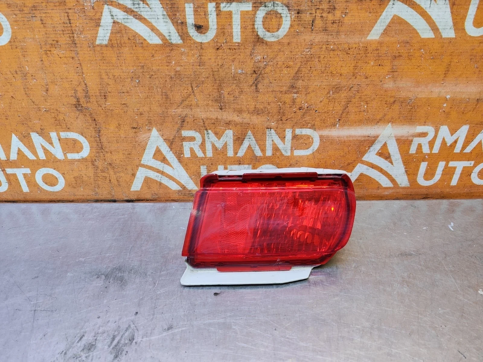 Фонарь противотуманный Toyota Land Cruiser Prado 2009-нв 150