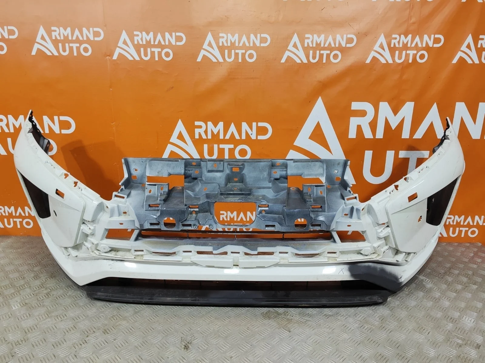 Бампер Mitsubishi Eclipse Cross 2017-2020