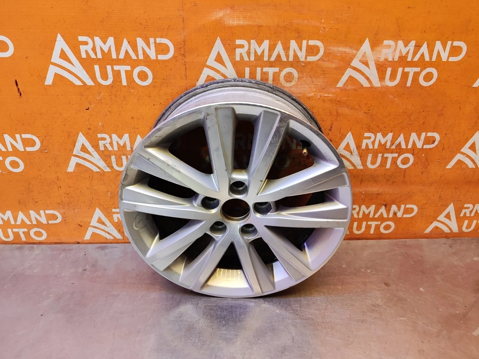 Диск колесный r15 Volkswagen Polo