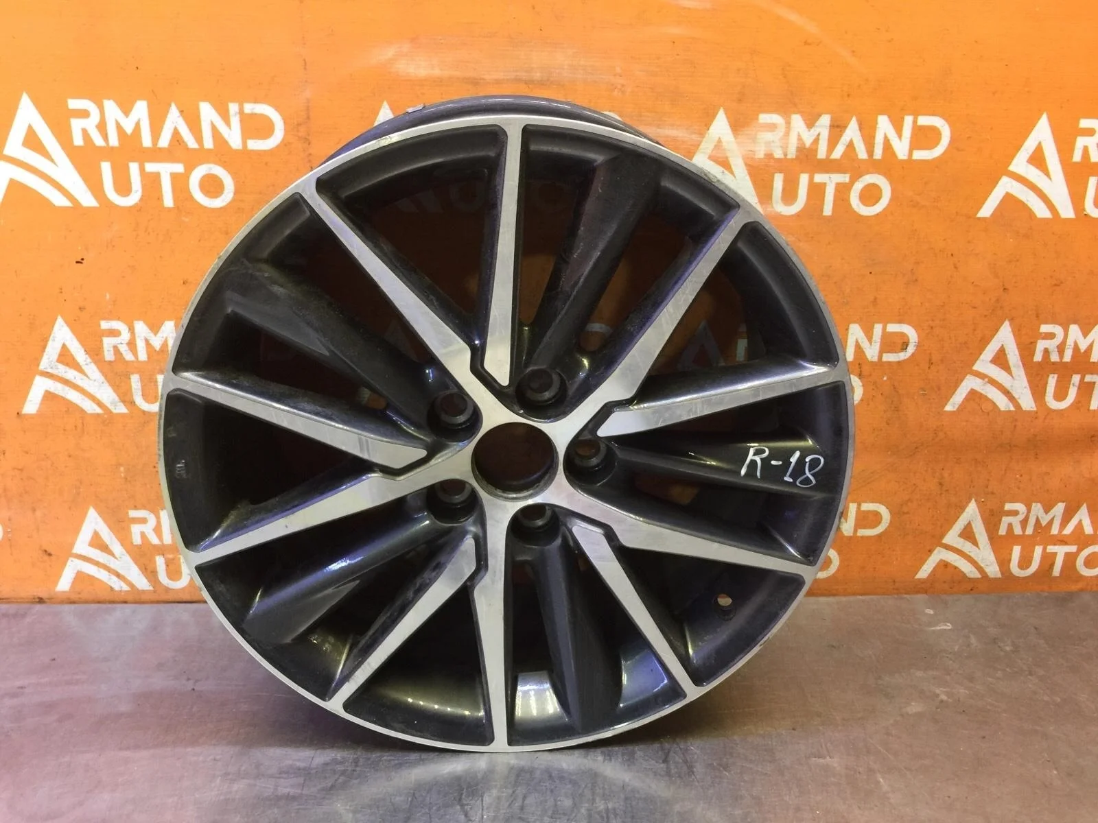 Диск колёсный r18 Toyota Camry XV70