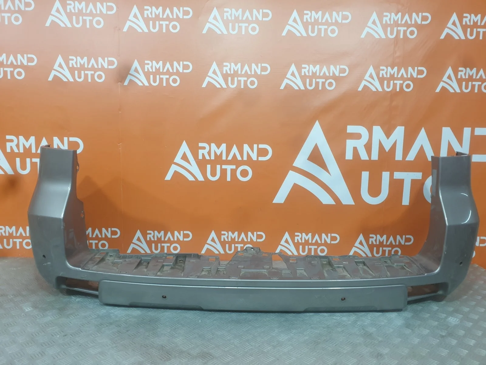 Бампер Toyota Land Cruiser Prado 2017-нв 150