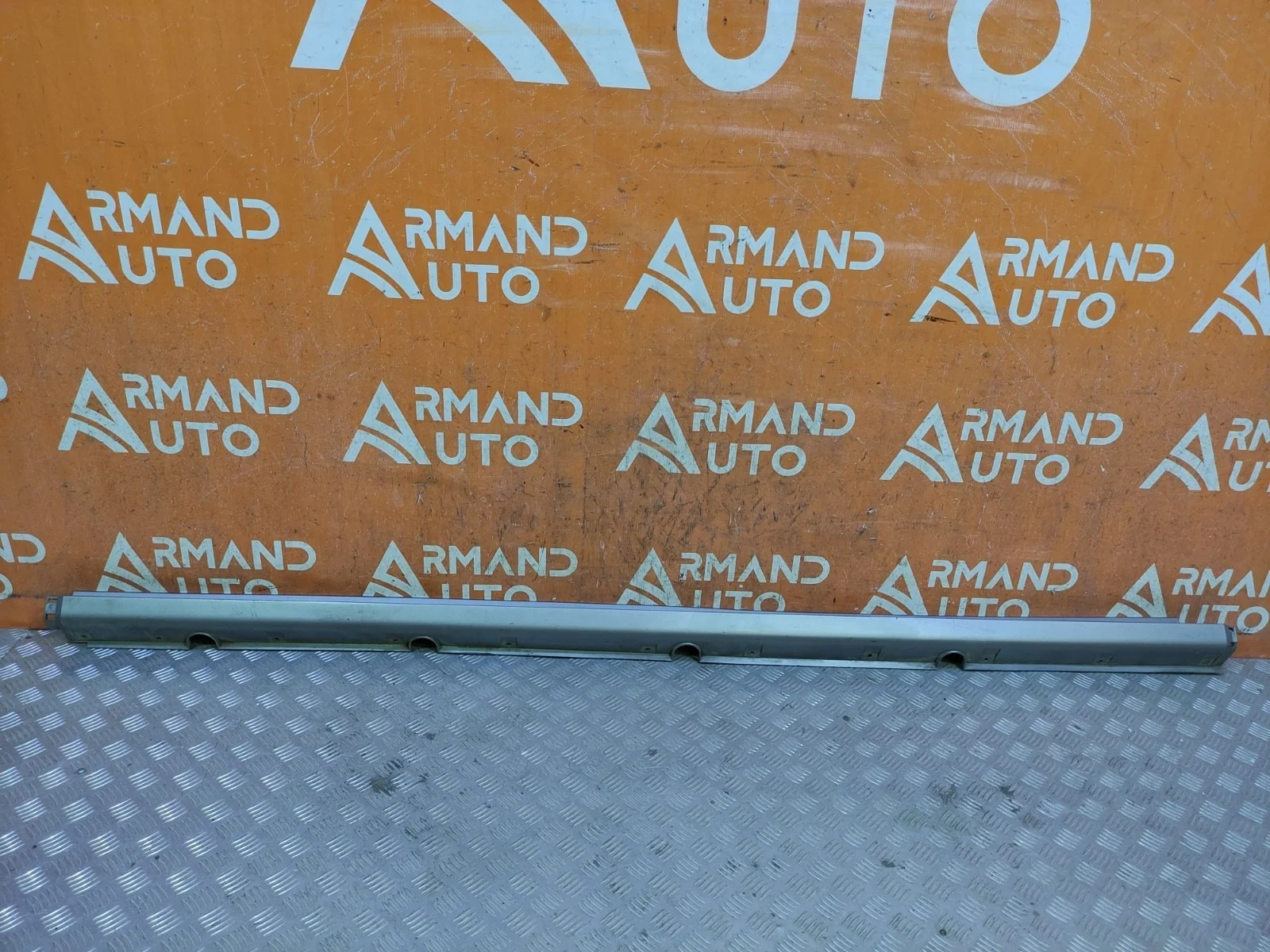 Накладка порога Hyundai H1 / Grand Starex 2007-нв