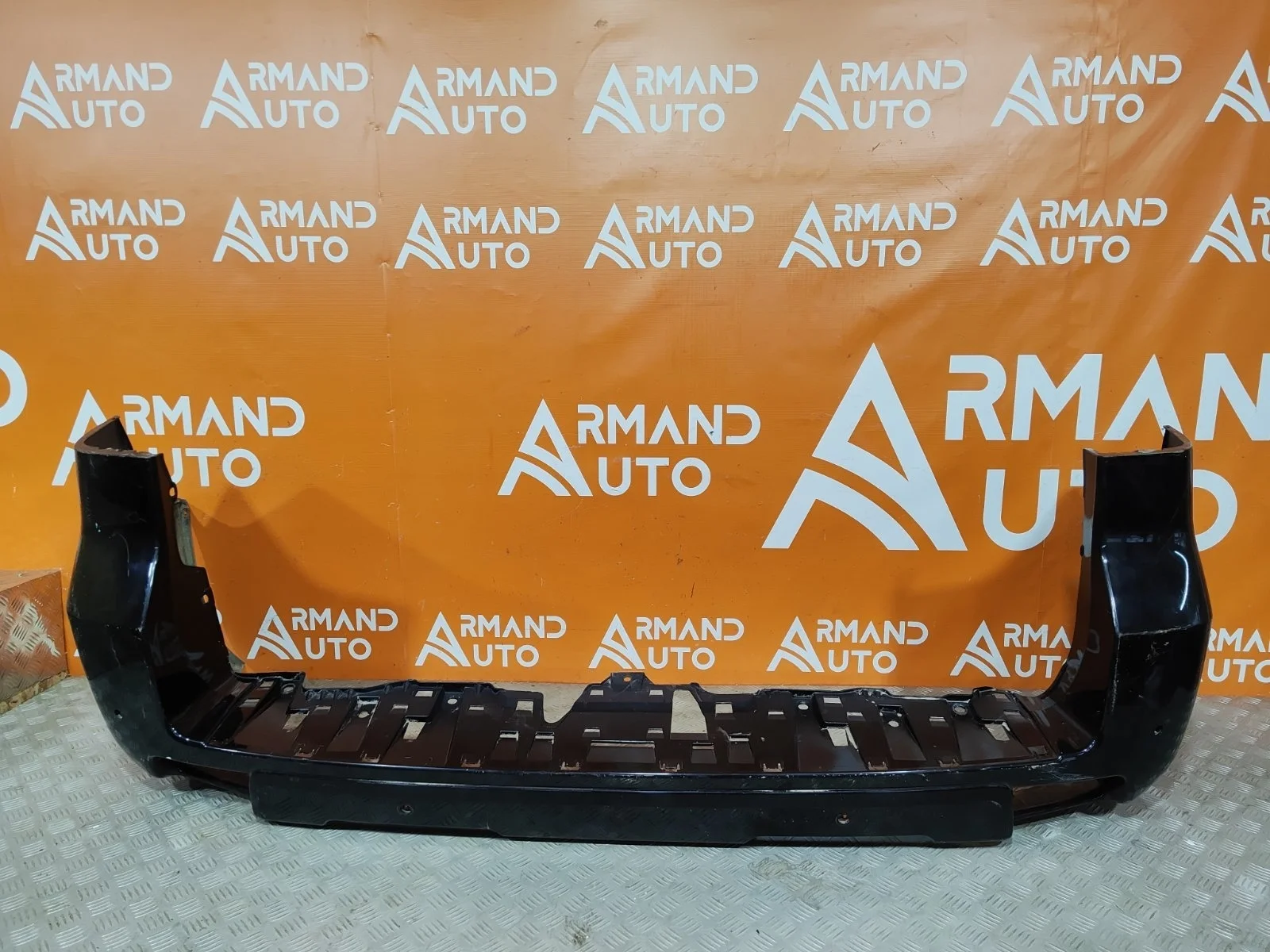 Бампер Toyota Land Cruiser Prado 2017-нв 150