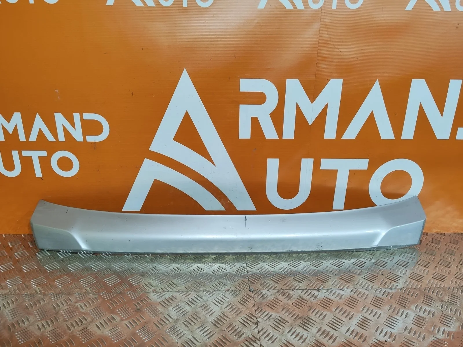 Накладка бампера нижняя Mitsubishi Outlander 2015-2018 3