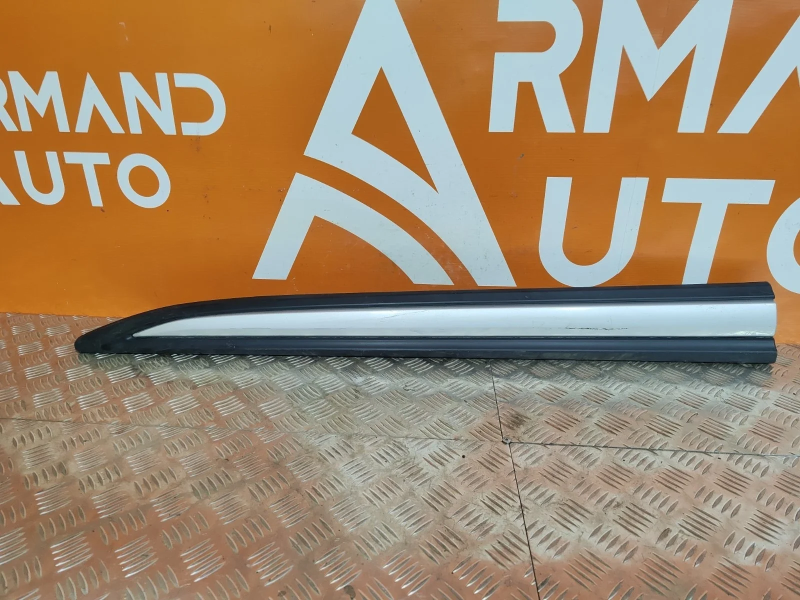 Молдинг двери Mitsubishi Outlander 2015-нв 3