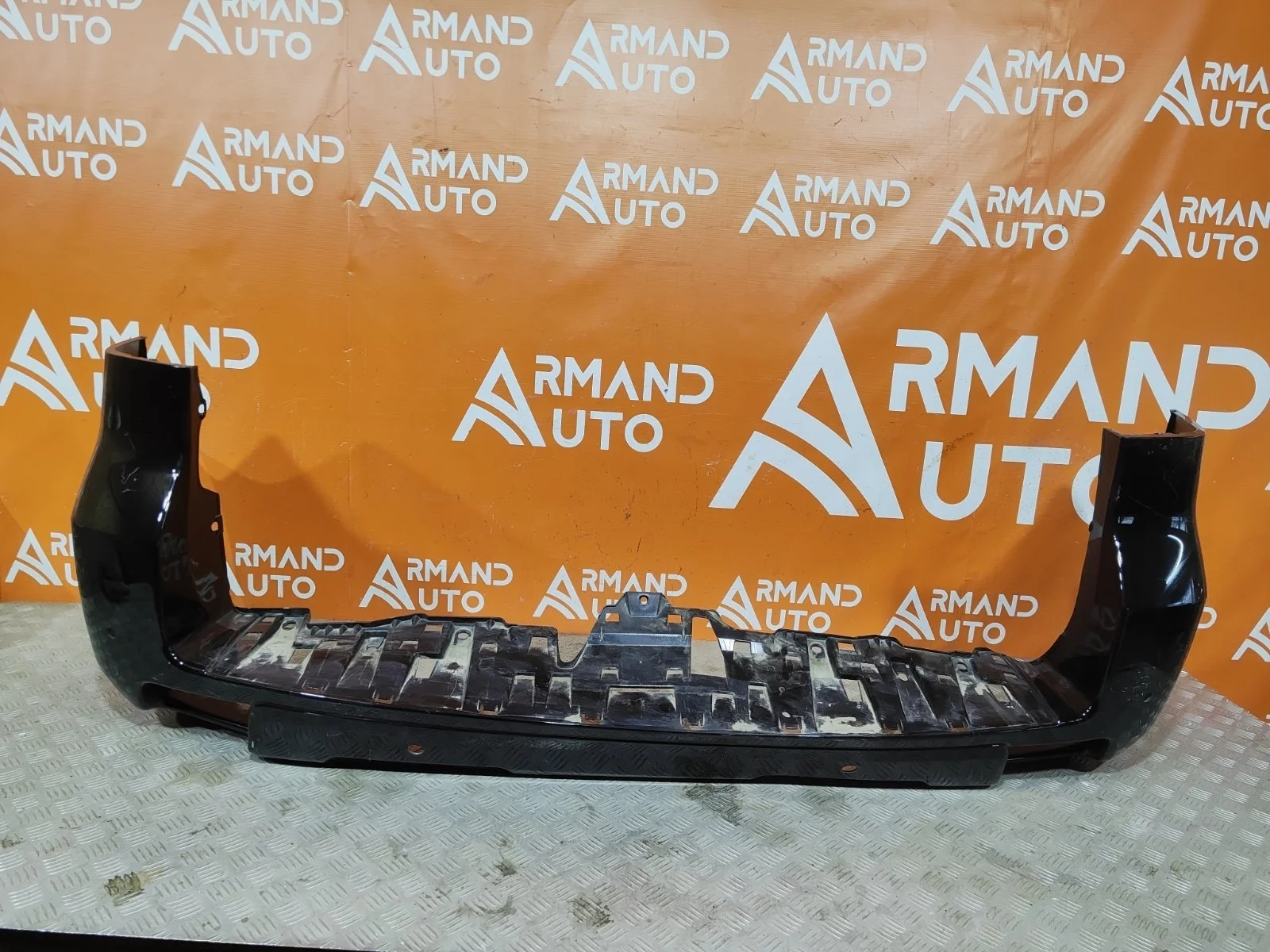 Бампер Toyota Land Cruiser Prado 2017-нв 150