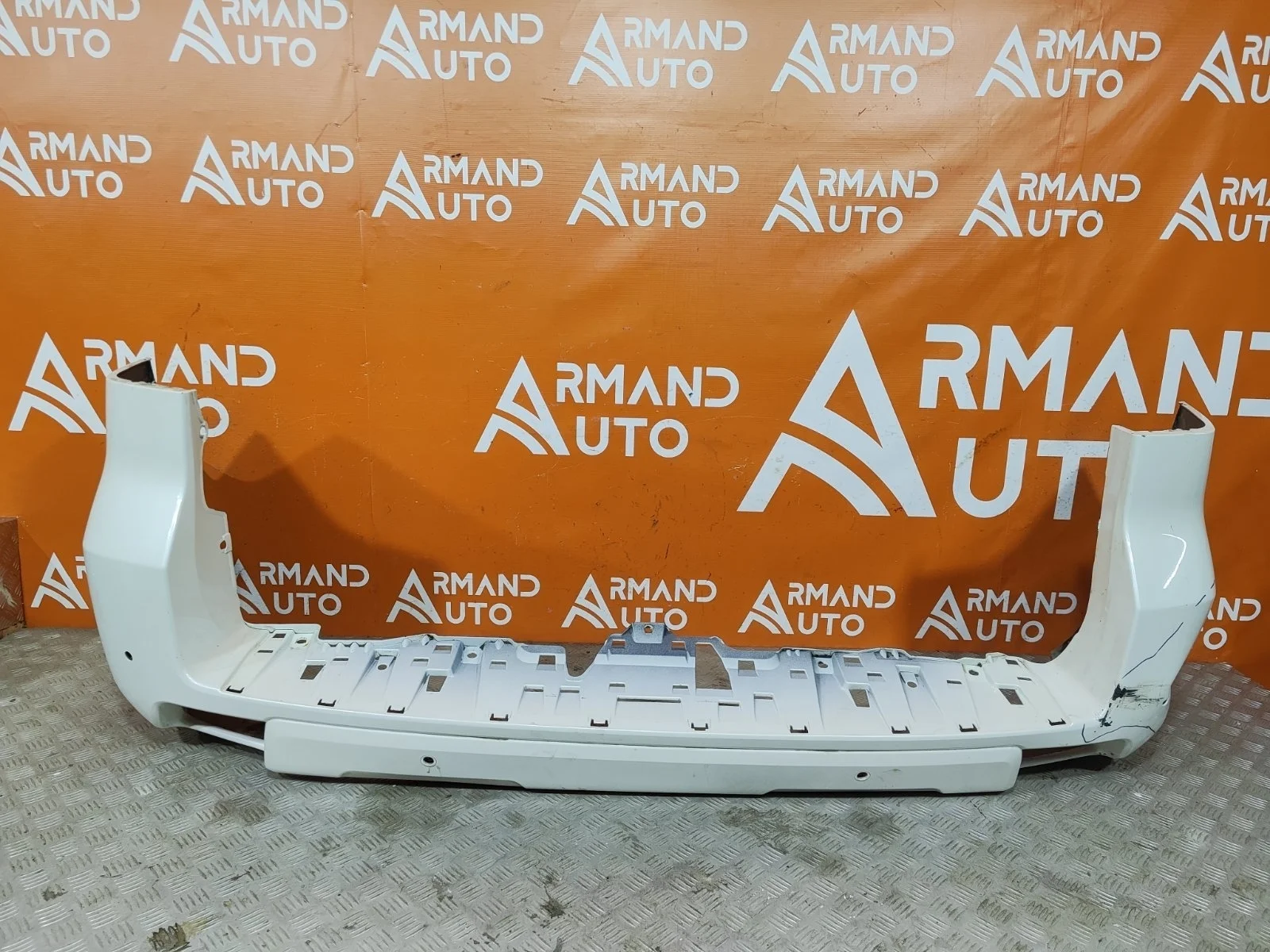 Бампер Toyota Land Cruiser Prado 2017-нв 150