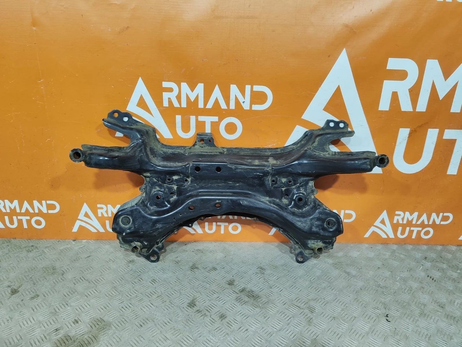 Подрамник Toyota Corolla 2012-2019 11 E180