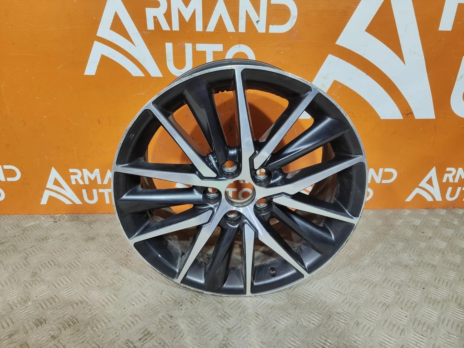 Диск колёсный r18 Toyota Camry XV70