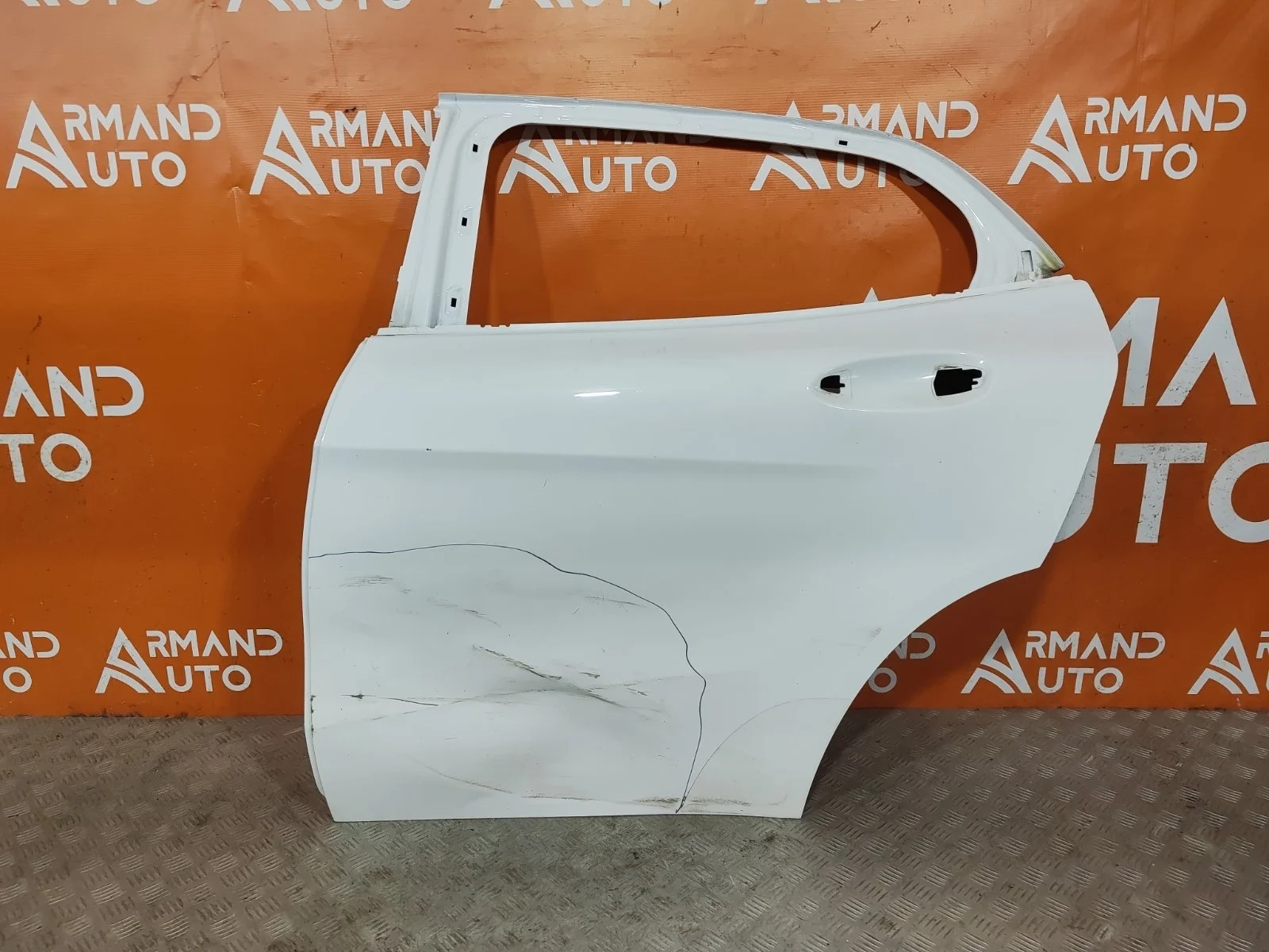 Дверь Mercedes GLA-Class 2013-2020 X156