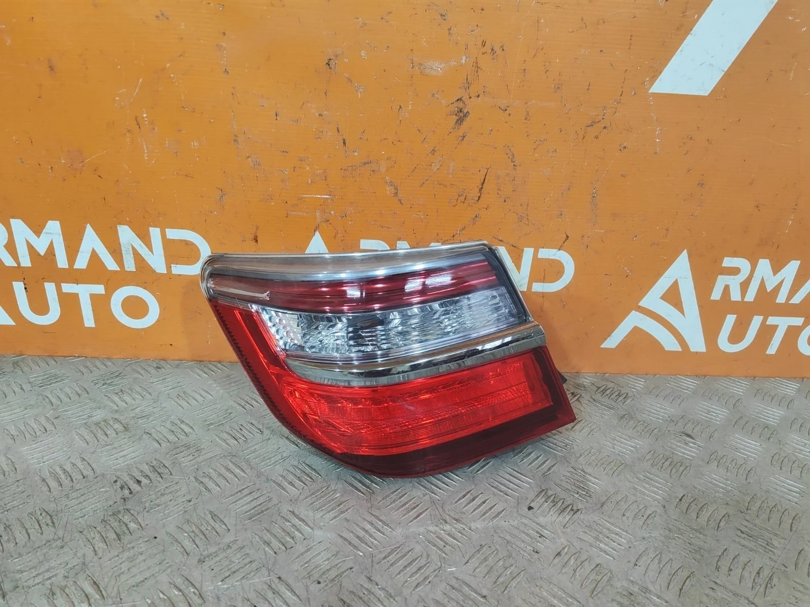 Фонарь внешний Toyota Camry 2014-2018 7 XV50