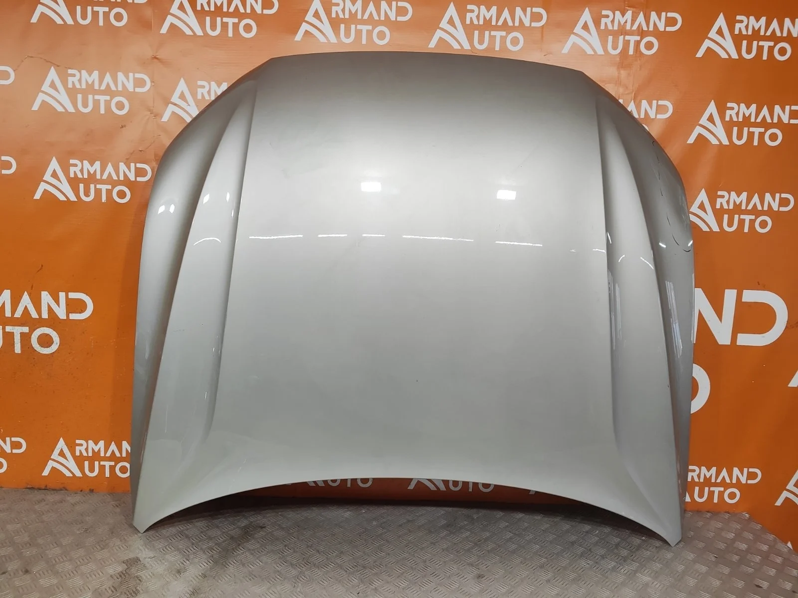 Капот Volvo XC60 2017-нв