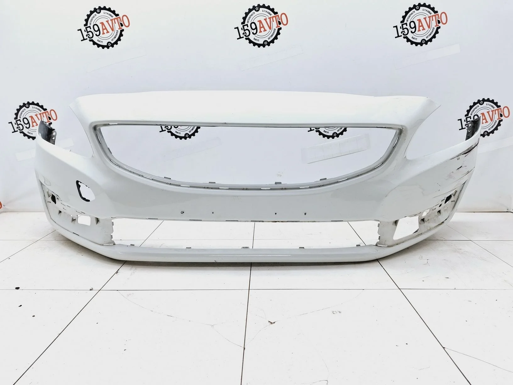 бампер Volvo S60 II 2010-2018