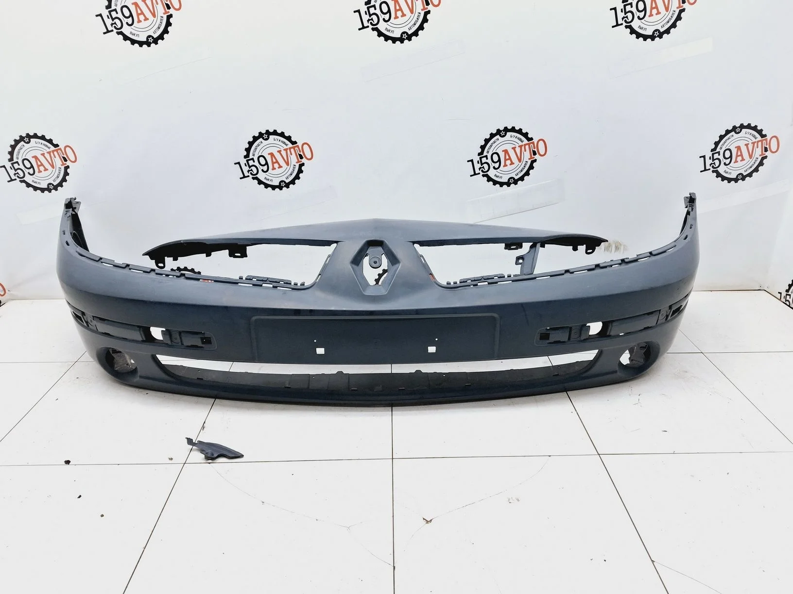 бампер Renault Laguna II (X74) 2001-2007