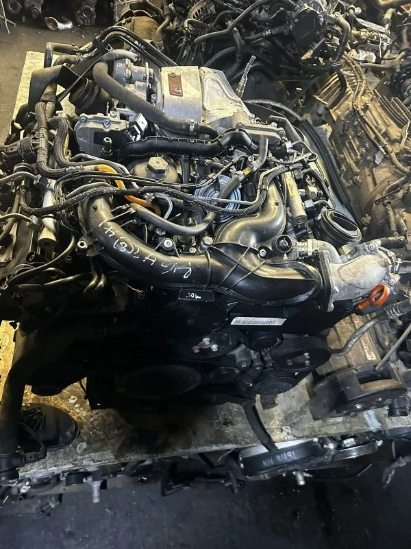 Двигатель с навесным Volkswagen Touareg 2006 7LA