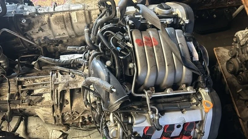 Двигатель с навесным Audi A6 2007 4F2