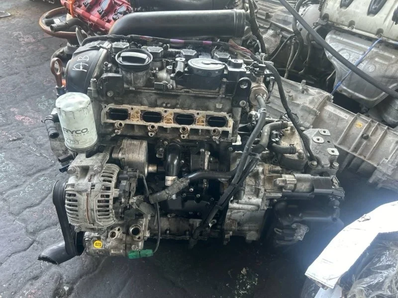 Двигатель с навесным Volkswagen Golf 2010 5K1