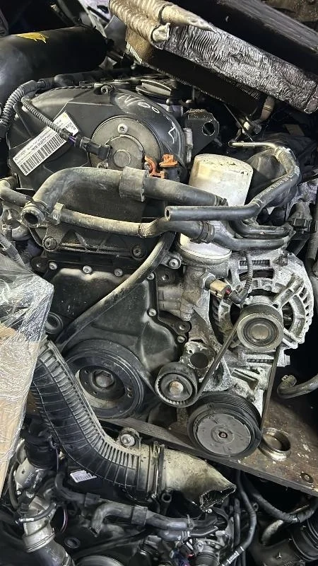 Двигатель с навесным Volkswagen Golf 2010 5K1