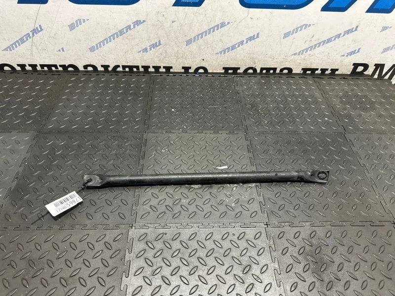 Распорка телевизора Bmw 750Li 2013 51647187096 F02 N63B44B, правая