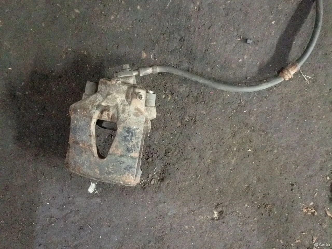 Суппорт п.п. шкода октавия а5 1k0615124