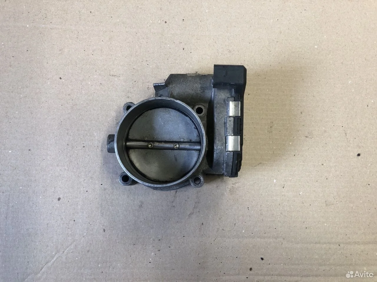 Дроссельная заслонка audi a8 4.2 vw 4.2 077133062a