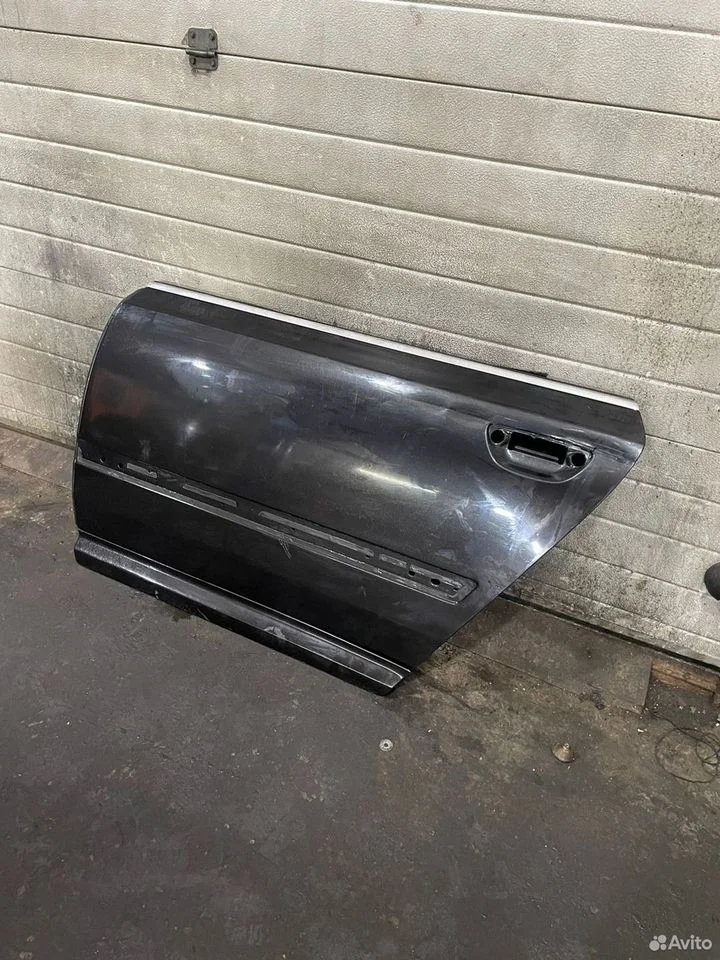 Дверь задняя левая audi a8 d3 long 4e4833051a