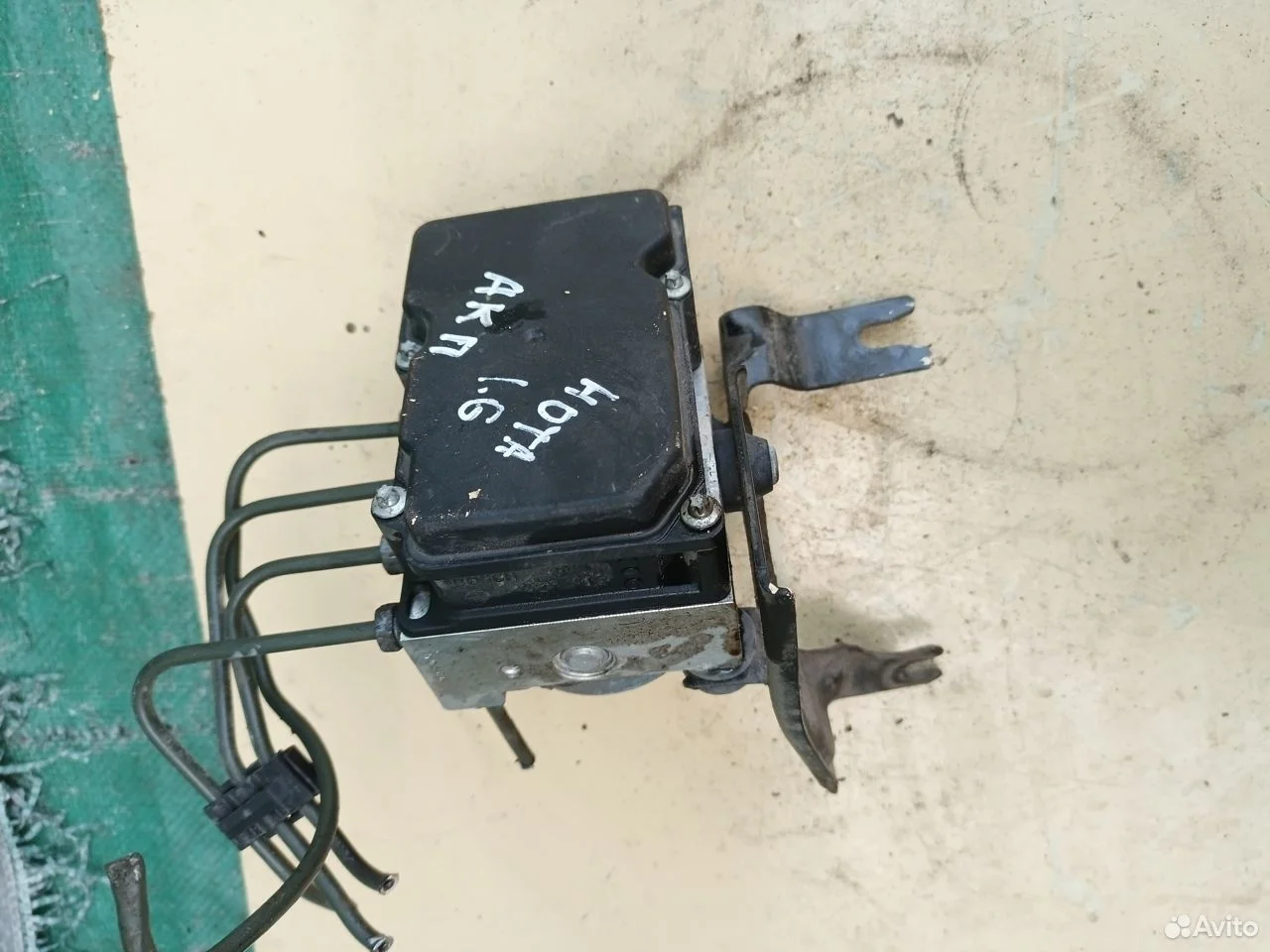 Блок abs (насос) для nissan note (e11) 2006-2013