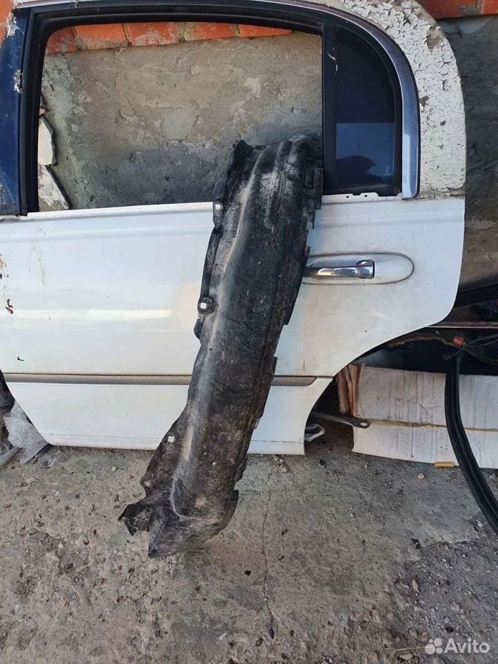 Подкрылок пер. лев toyota land cruiser prado 150