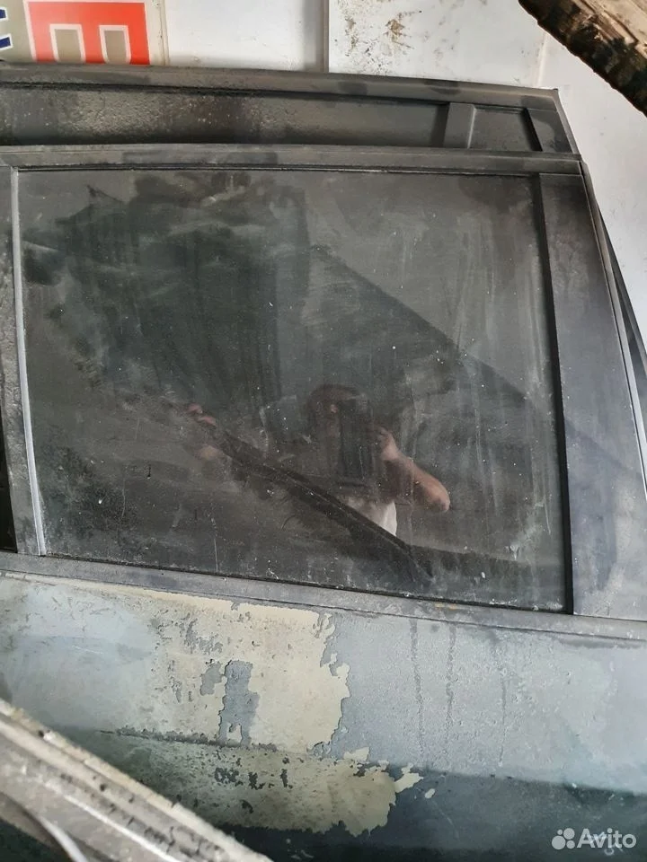 Стекло двери задней правой для bmw x5 e70 2007-201