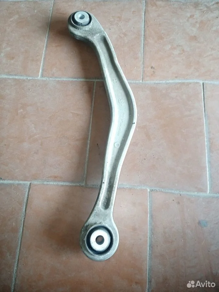 Рычаг зад. верхний mercedes w221,w215,w216,w220