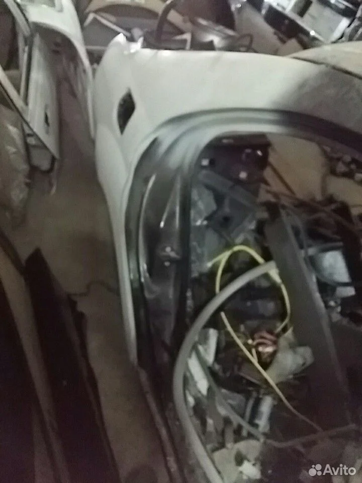 Задняя правая четверть mersedes w221