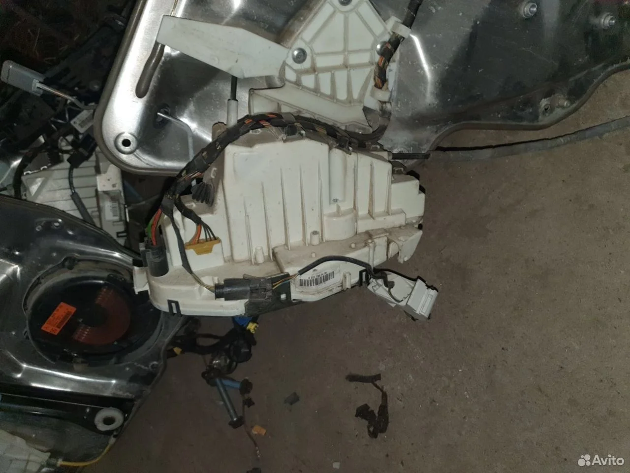 Замок двери зад. правой мерседес w221 s500