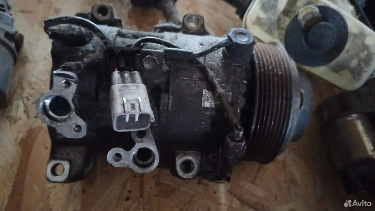 Компрессор кондиционера lexus is gs 06-14г