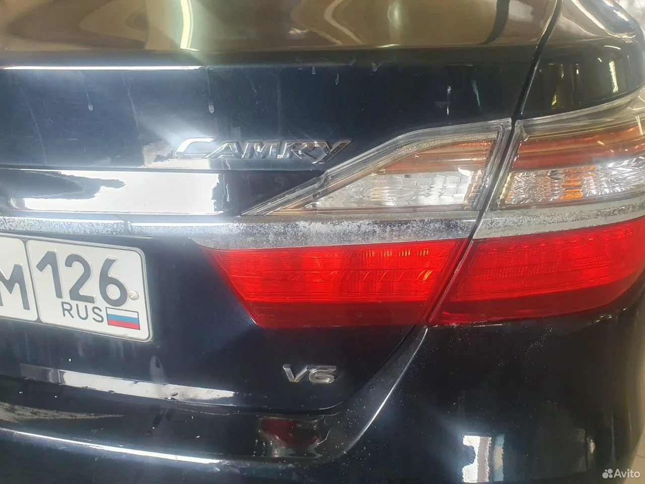 Фонарь задний внутренний правый toyota camry v55