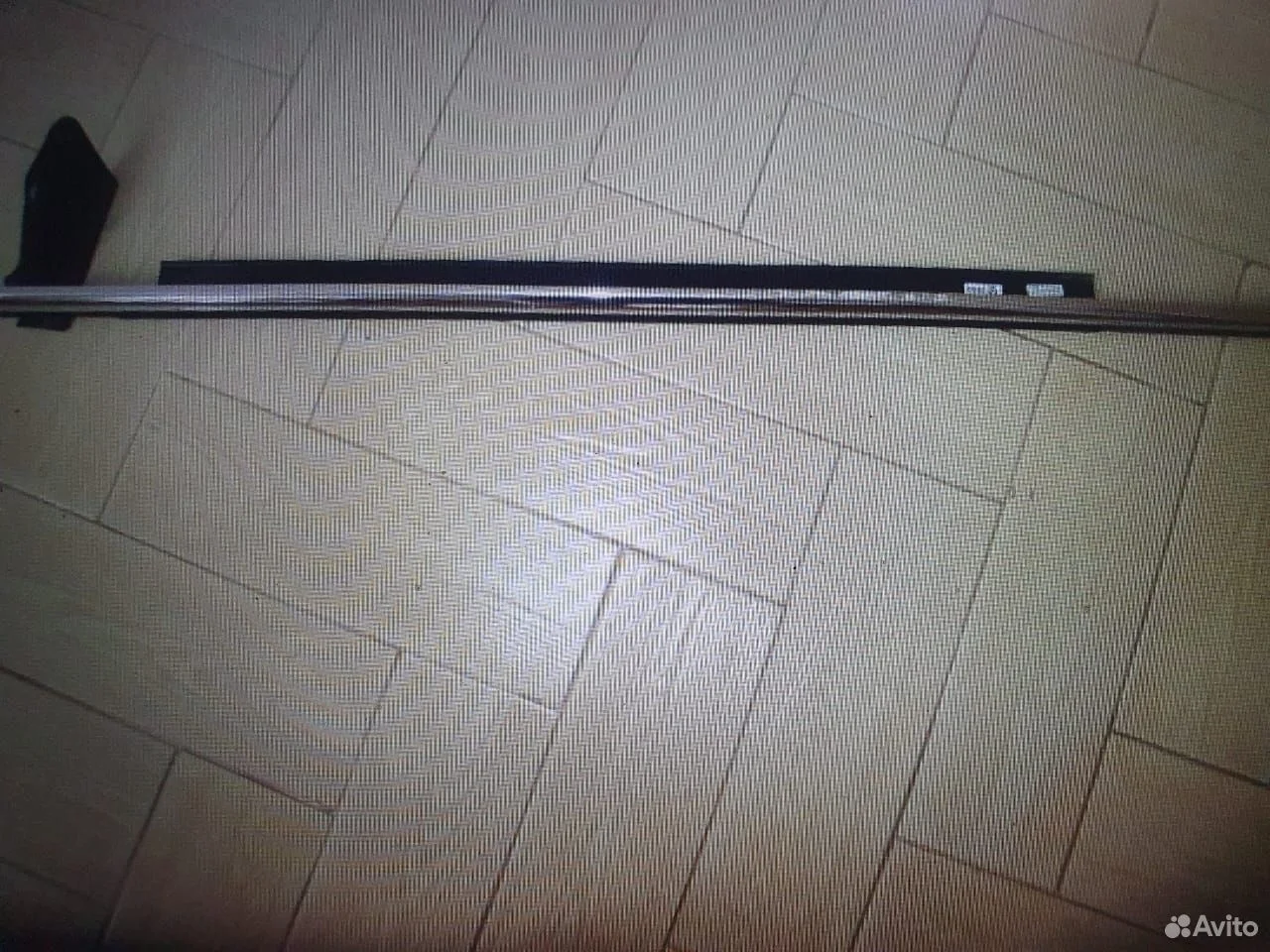 Накладка стекла перед лев audi a8 d4 3.0 2010