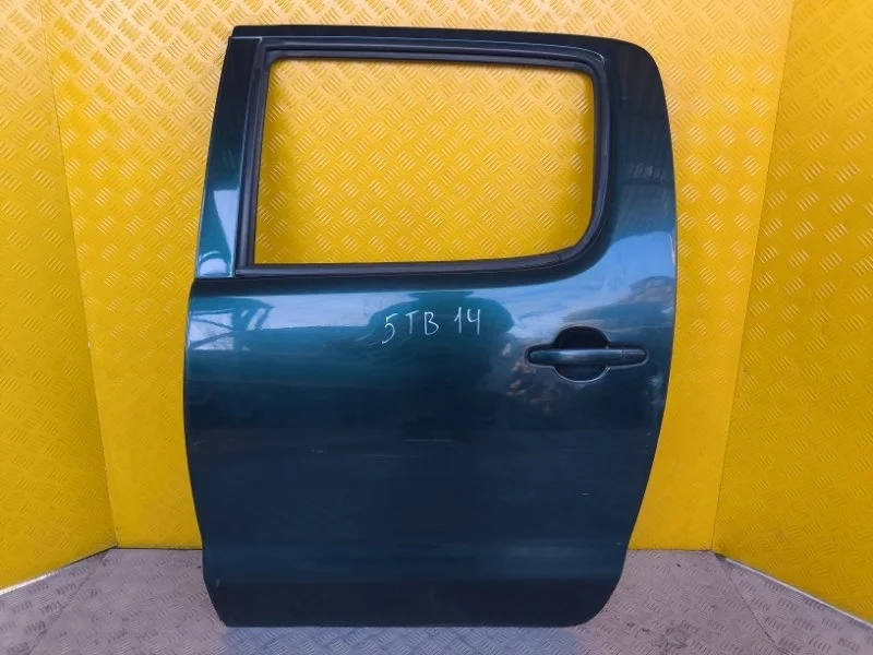 Дверь задняя левая Toyota Hilux (2005-2015) 2011 Пикап