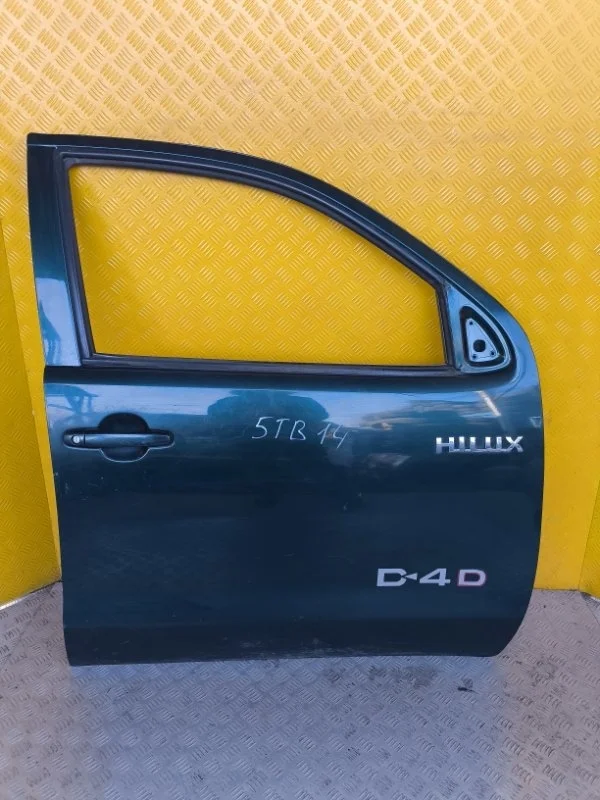 Стекло двери передней правой Toyota Hilux (2005-2015) 2011 Пикап