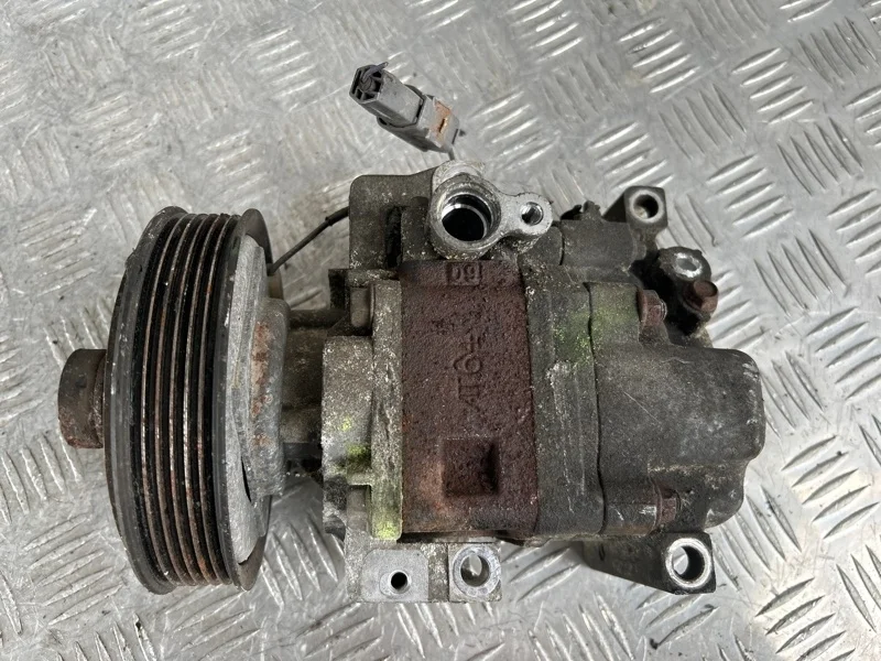 Компрессор кондиционера MAZDA 6 2002-2008 GG