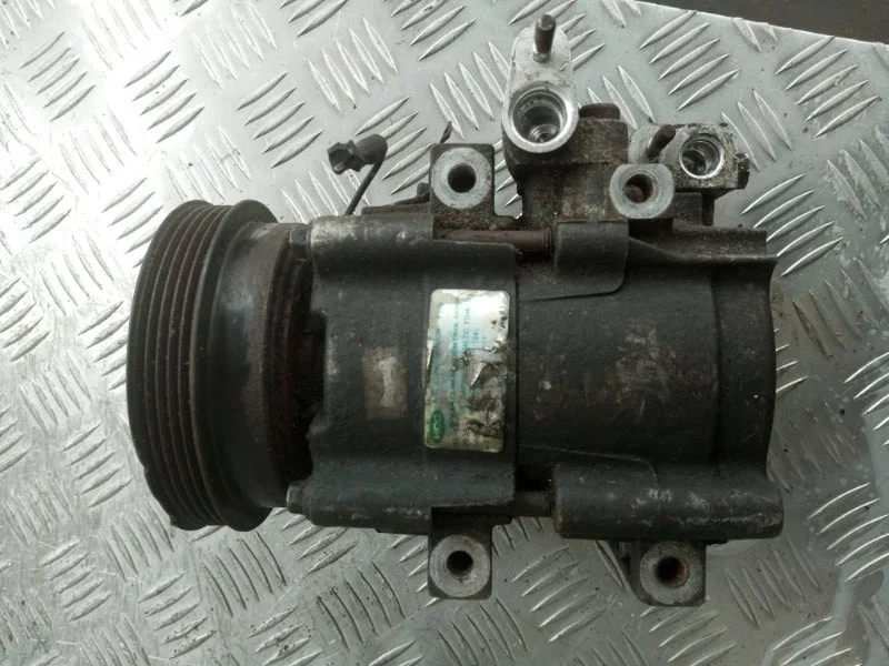 Компрессор кондиционера HYUNDAI SANTA FE 2000-2006 SM