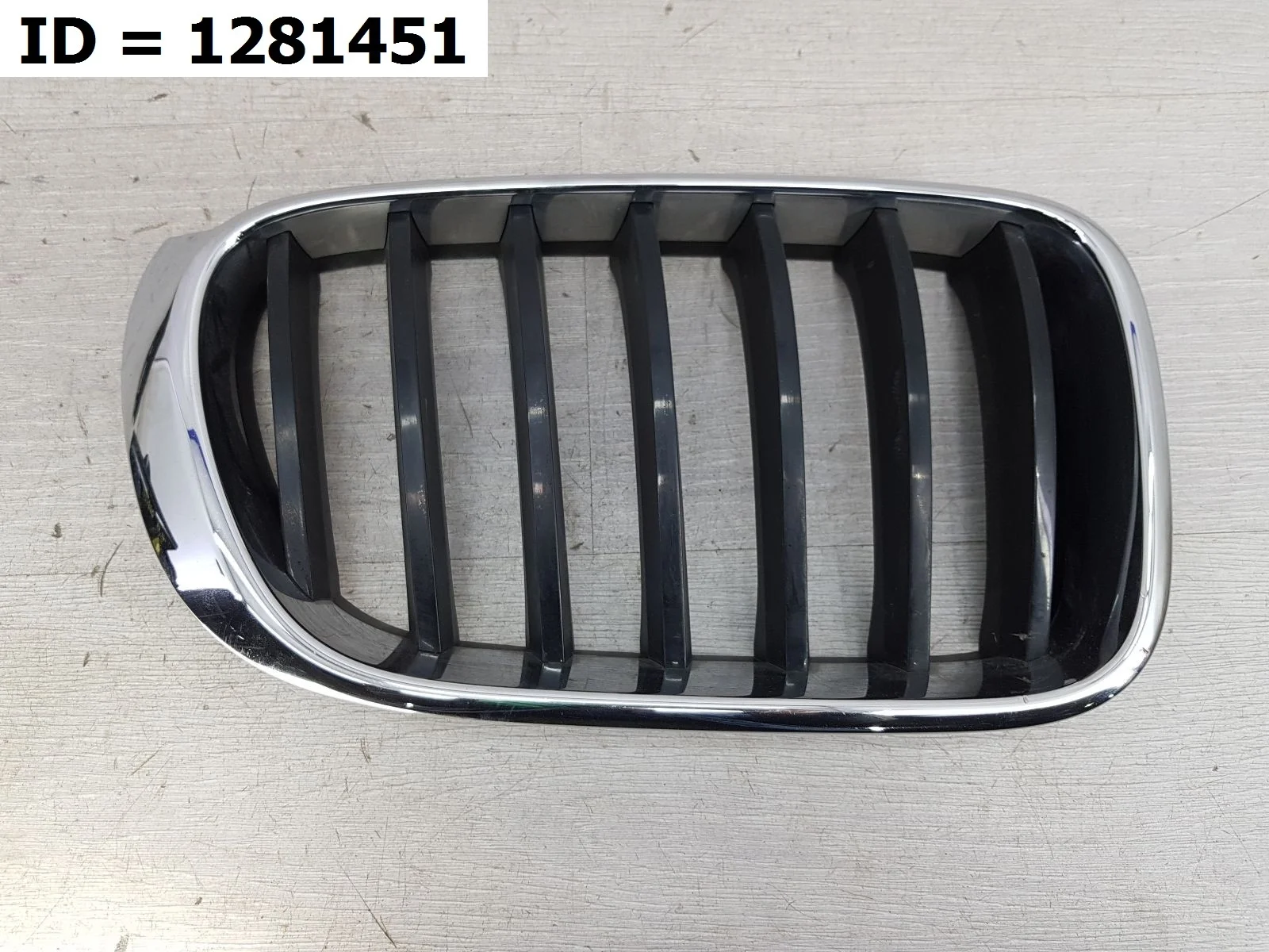 Решетка радиатора правая BMW X3 F25 БМВ