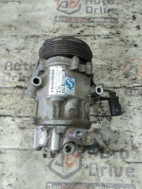 Компрессор кондиционера Volkswagen Polo mk5