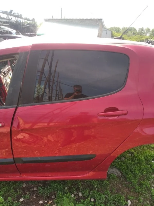 Дверь боковая peugeot 308 2008