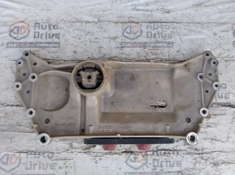 Подрамник volkswagen golf 2007 plus