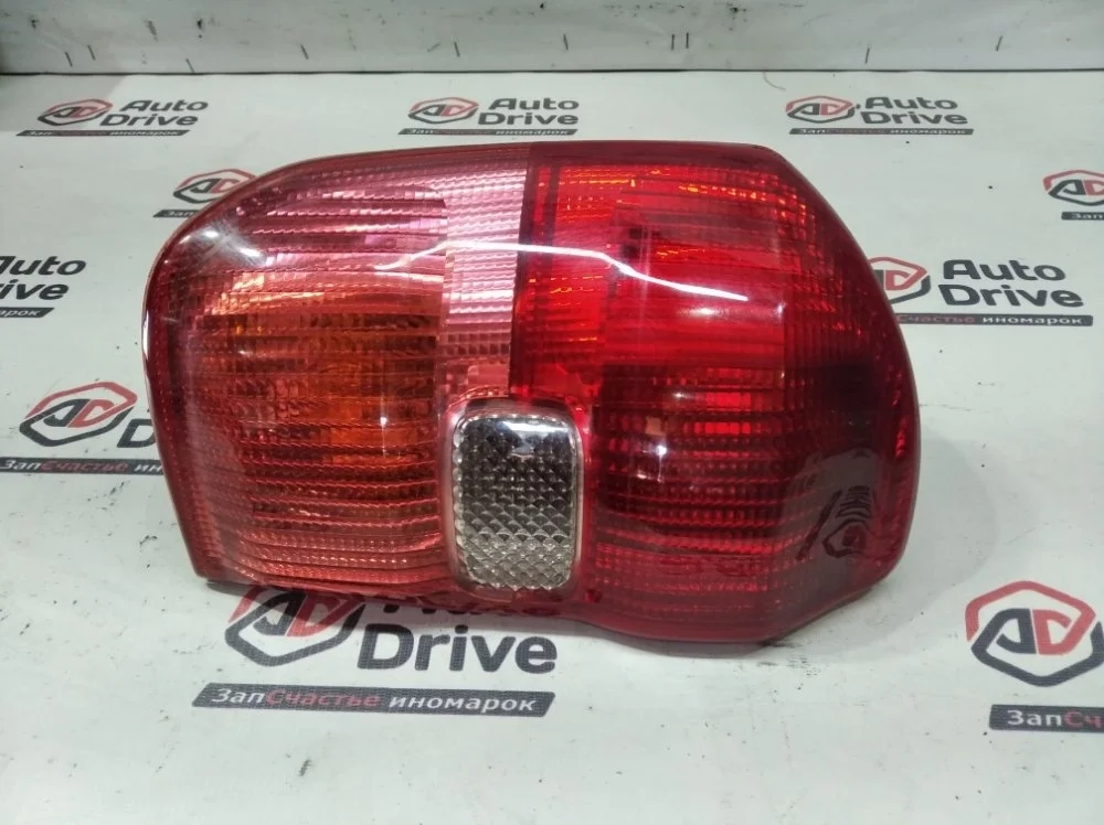 Фонарь TOYOTA RAV4 2001 ACA20