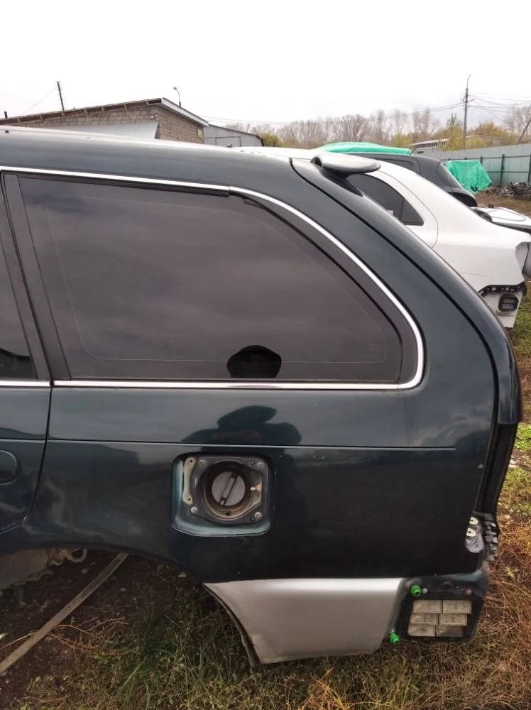 Крыло TOYOTA corolla ae100